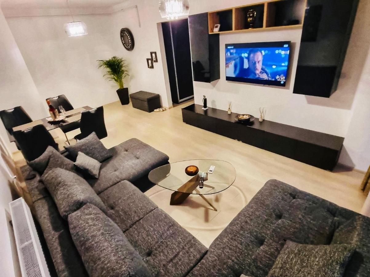 Deluxe Lake View Mamaia Luaran gambar