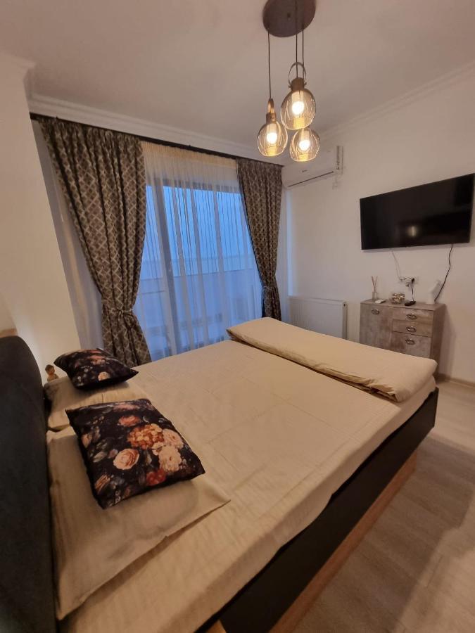 Deluxe Lake View Mamaia Luaran gambar